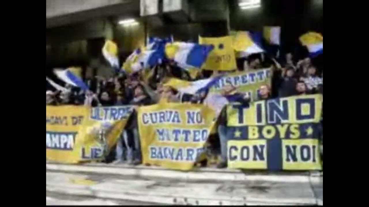 Salernitana - Parma - 2008/2009 - ultras Parma in trasferta - tifo settore ospiti - amarcord