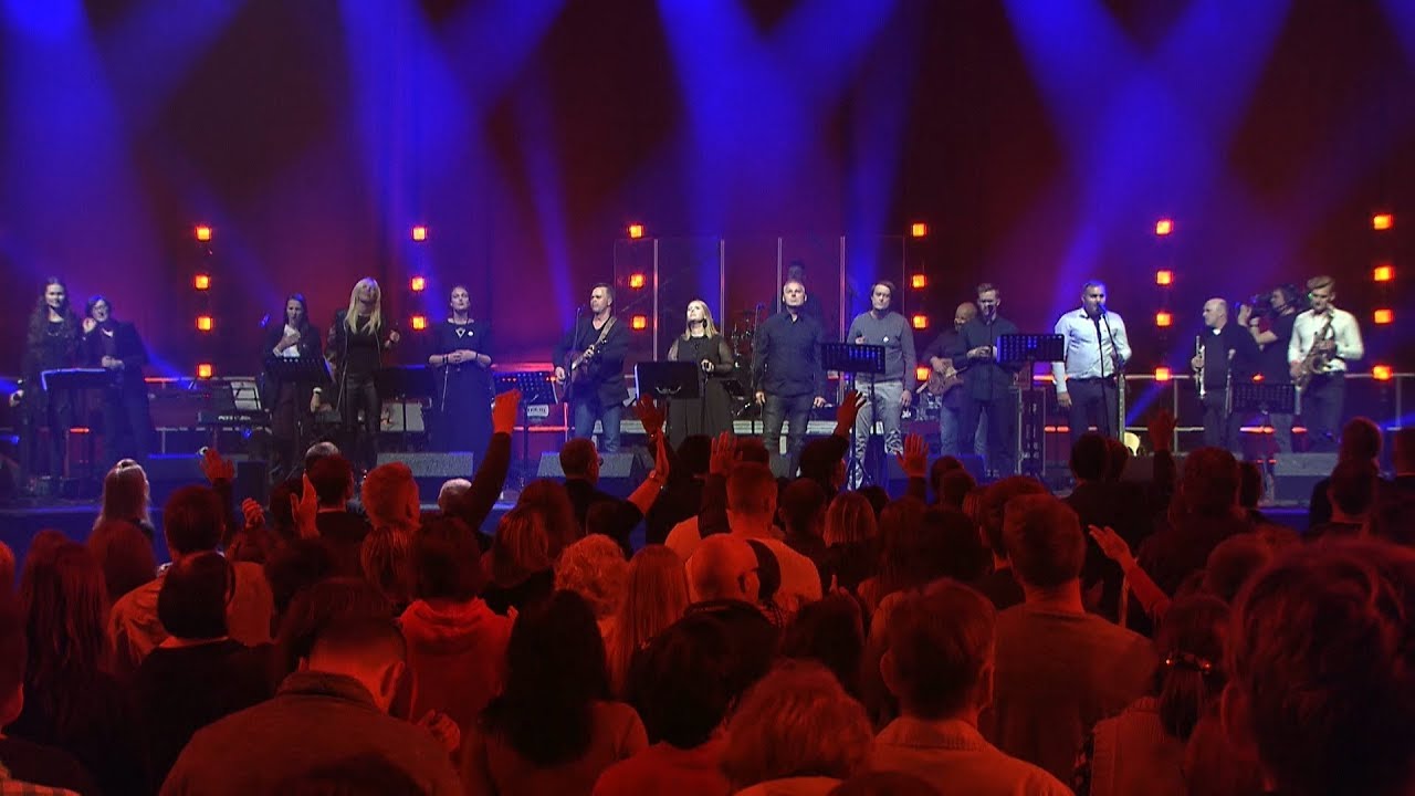 Cik liels mūsu Dievs/ Наш Бог так велик. Tautas lūgšanu sapulces slavēšana. 20.10.2018.