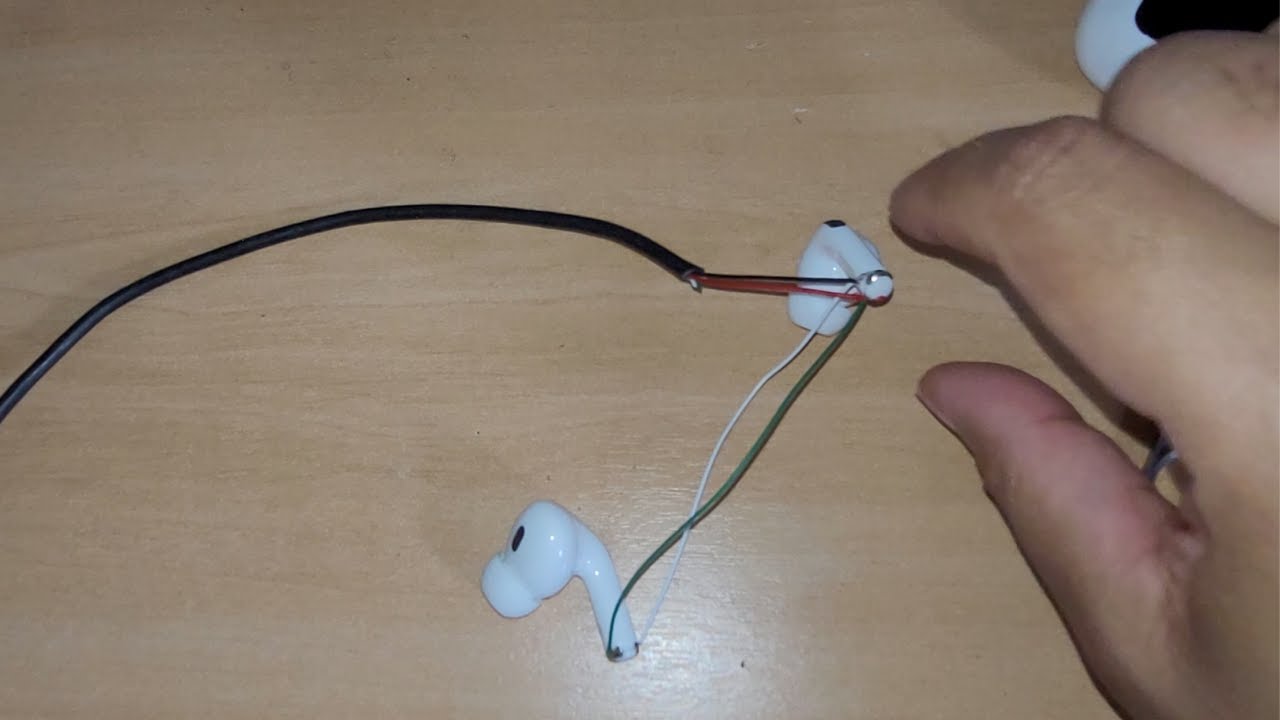 como carregar fone de ouvido bluetooth sem a caixinha com carregador de celular