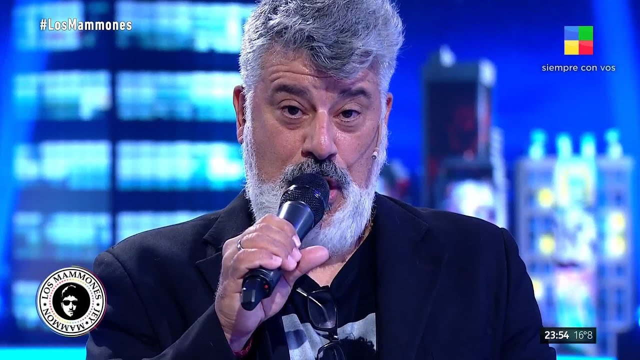 El show musical de Pichu Straneo en Los Mammones