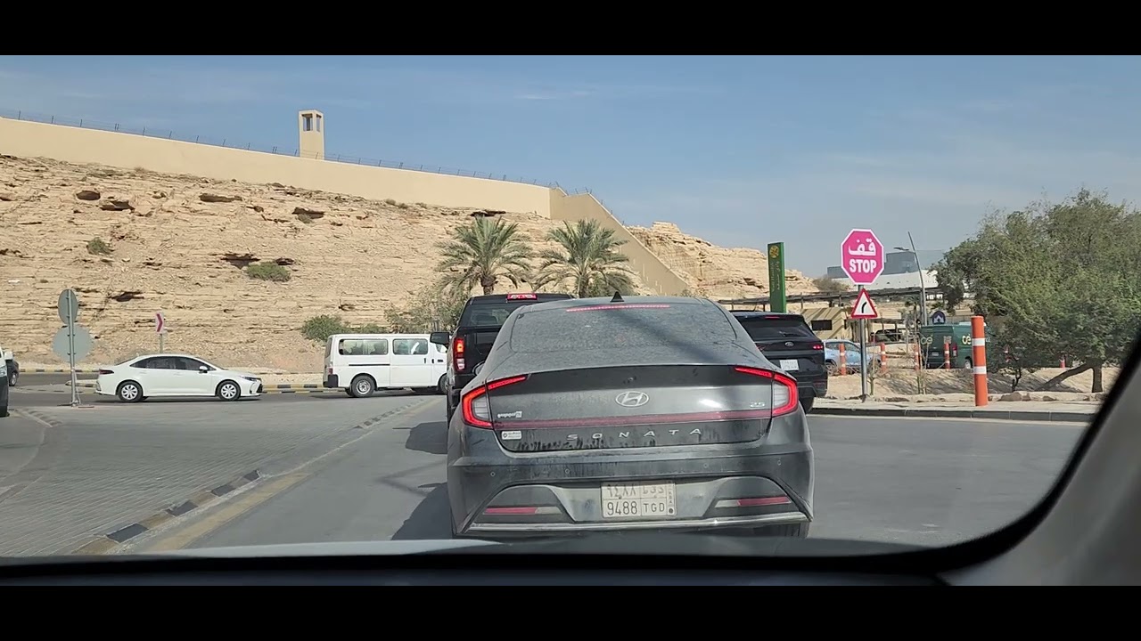 Saudi ke Kitna Khubsurat Road Hai is video me Dekho
