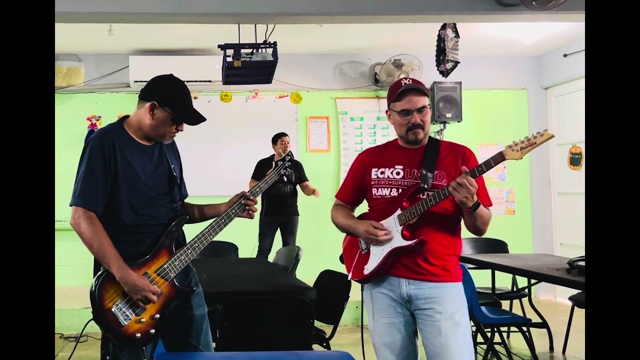 Rayando el sol (ensayo) - Maná (cover) CODISEÑO 