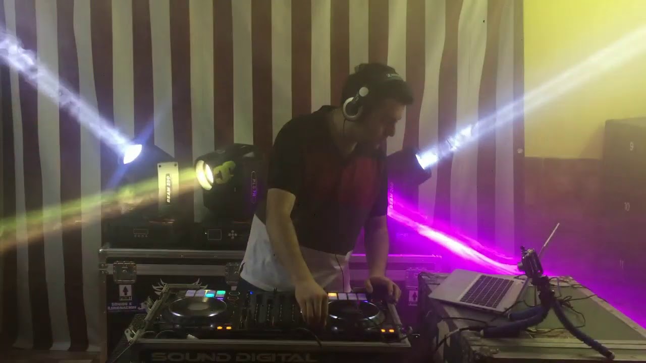 Grabacion en vivo RETRO TROPICALES - DJ JUNIOR CORONEL - ANIMA ANDY TEVEZ