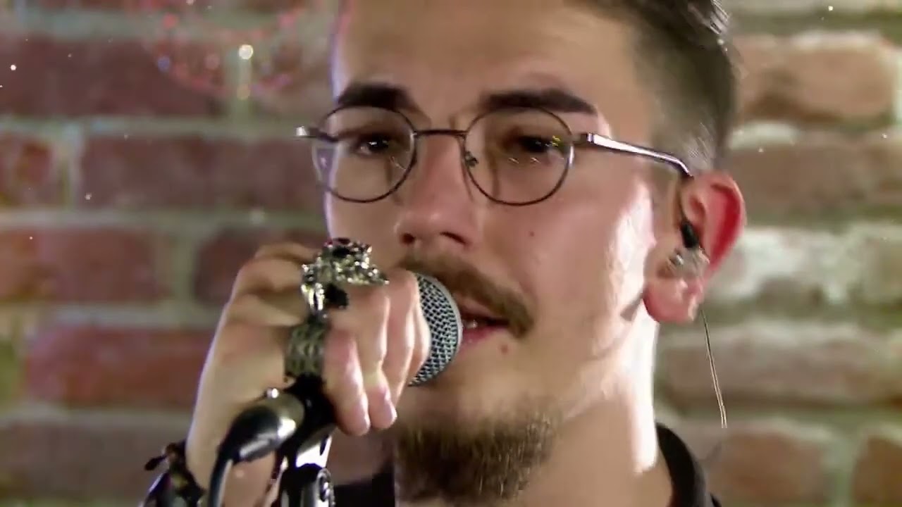Grupa RETRO - Čuvam noć od budnih (Live)