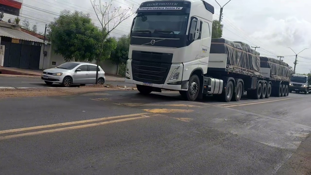 HOJE PASSOU MUITA SCANIA,5 ACTROS,BUZINA MARITIMA,QUEBRA DE ASA, UM DAF XF 530 COM BUZINA QUÁDRUPLA