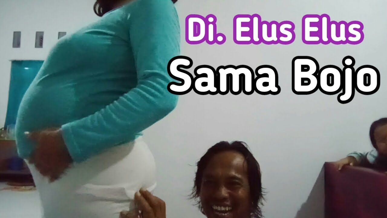 Bumil Tua Nurut Aja Di Elus Elus  Perutnya