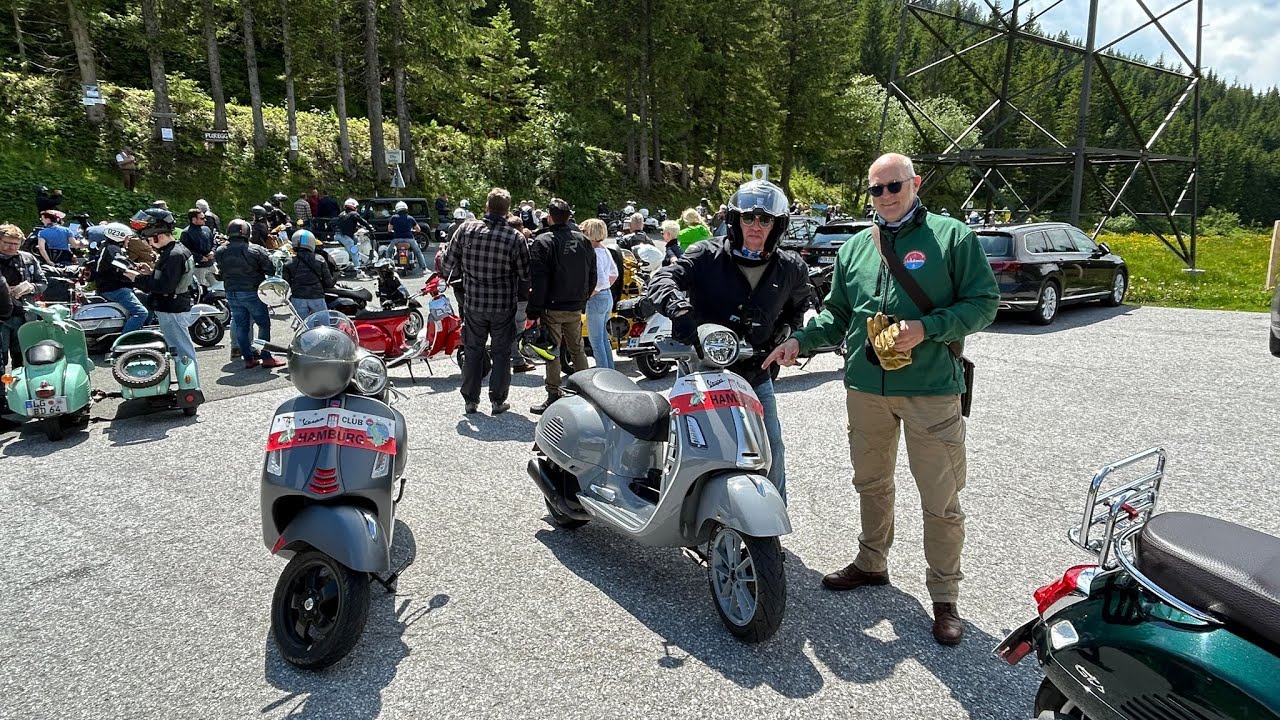 Vespa Alp Days 2024 VAD 24 Plüschkuh Jagd