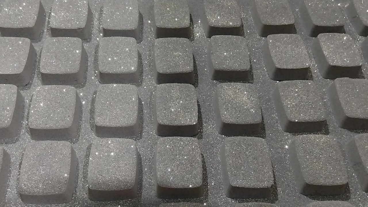 Asmr baking soda crushing//#grey #asmr #satisfying #explore #oddlysatisfying