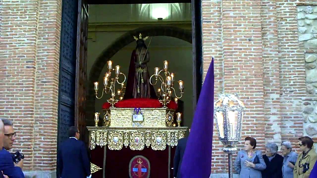 SALIDA JUEVES SANTO JESUS CAUTIVO DEL AMOR DE NAVALCARNERO