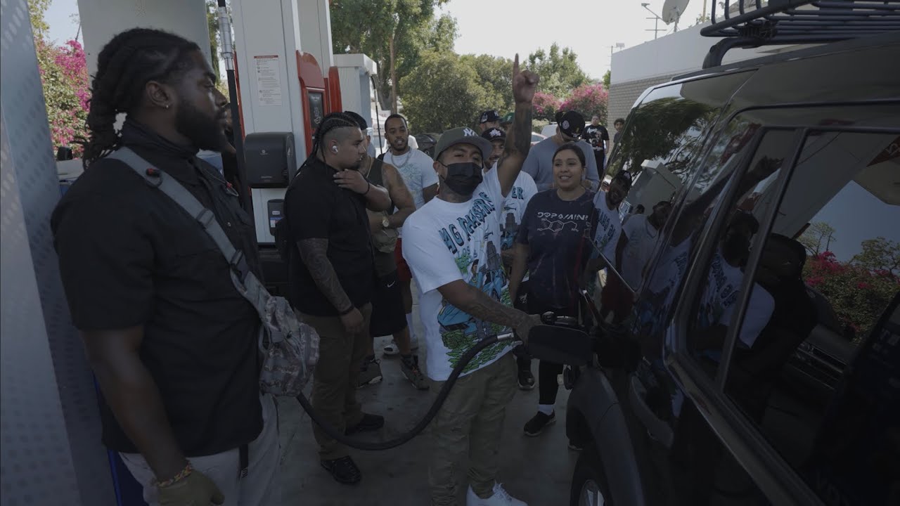 Bravo the Bag Chaser and Compa Raidher bless the City (COPS SHOW UP)