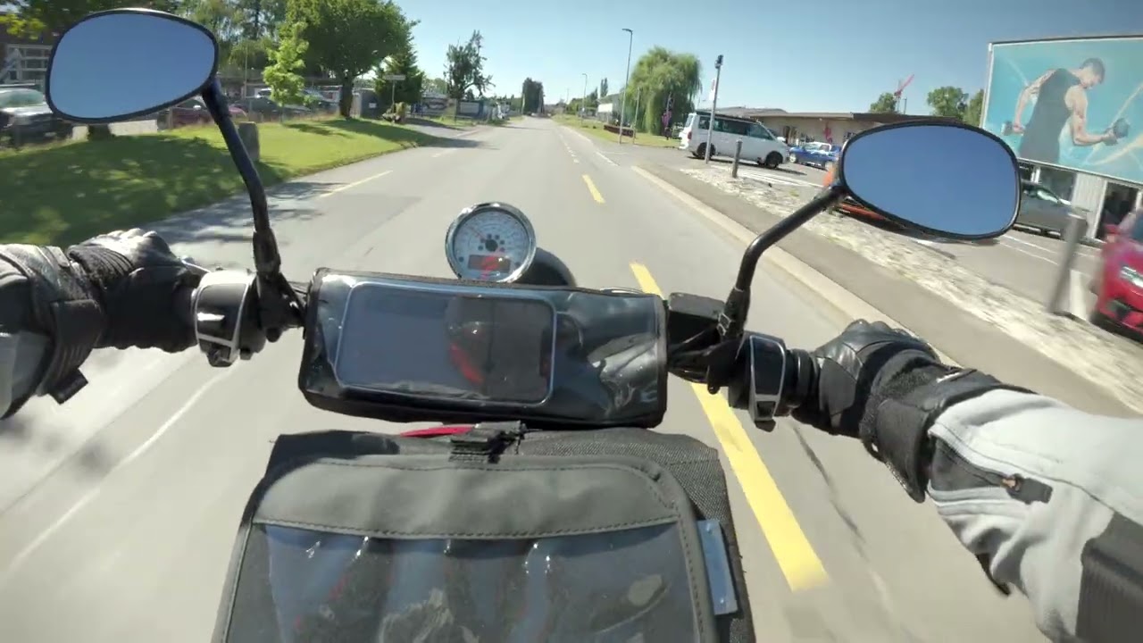 Moto Guzzi V9 - Riding from Pompaples to LaSarraz in Switzerland