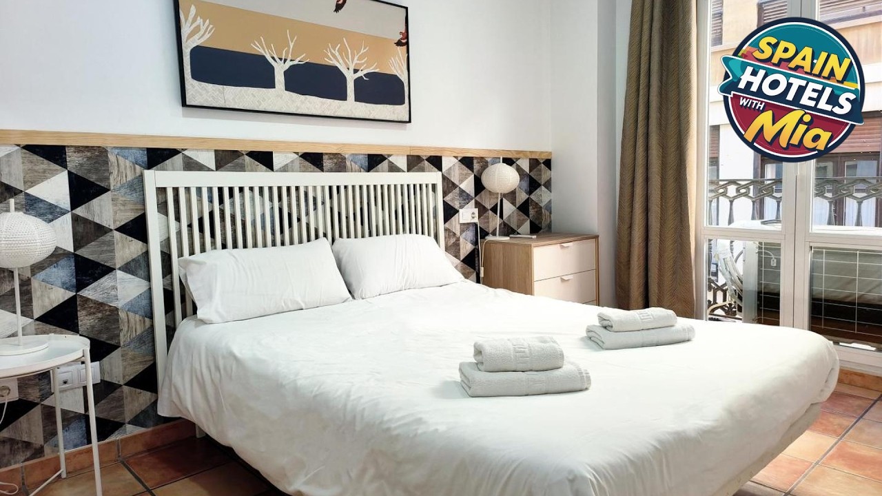 Flats Friends Nave | València, Spain | Hotel Review 🌟