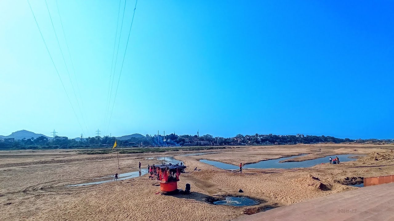 Phalgu/Falgu river and Sita Kund, Gaya, Bihar, India.