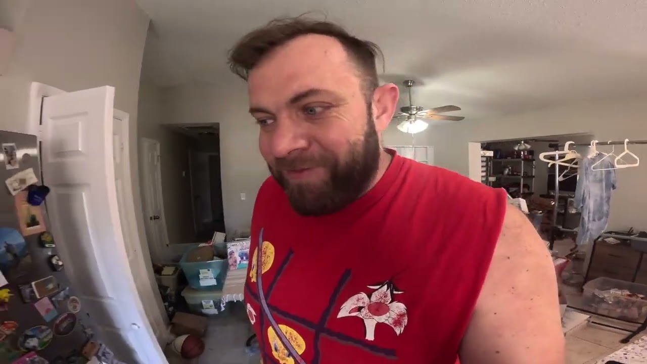 За кулисами зарабатывают 5000 в час на всякой всячине.