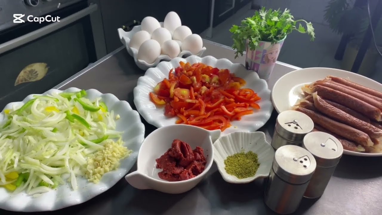 Merguez sauce tomate aux &oelig;ufs nekhe gaw 