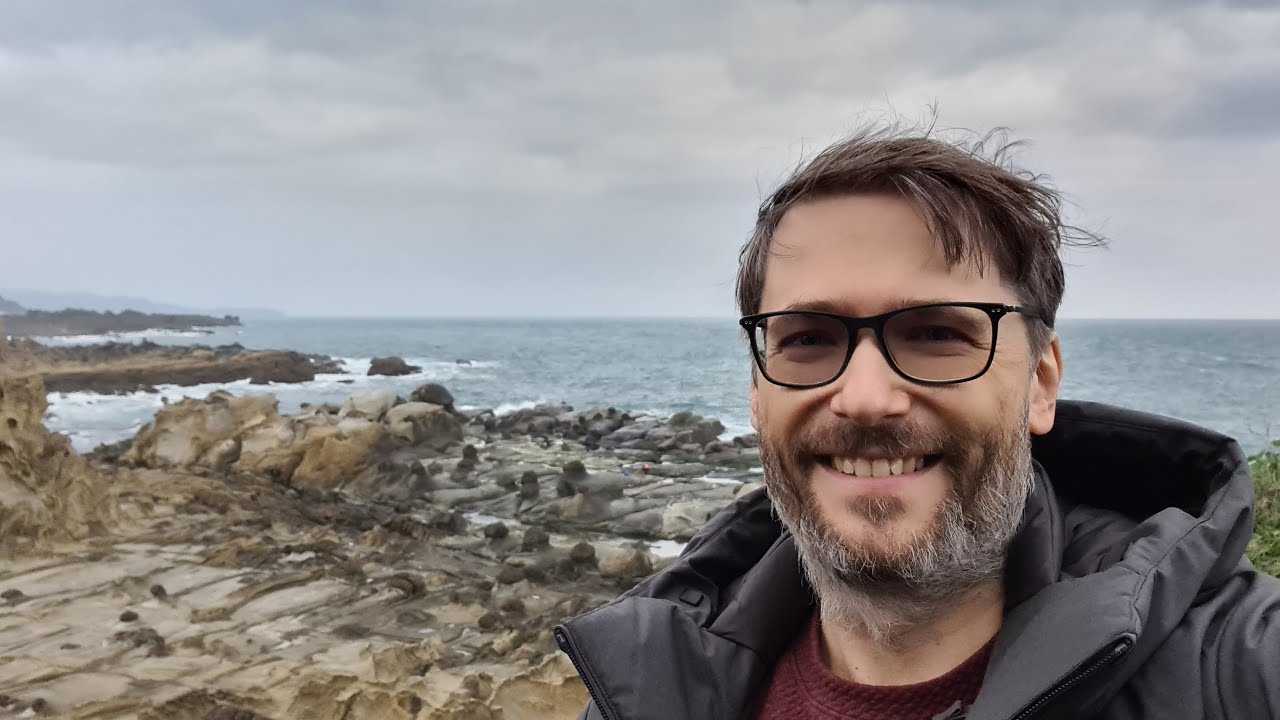 George in Taiwan 2022, Day 6 - At the Taiwan ocean!