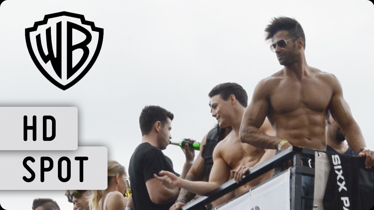 MAGIC MIKE XXL &ndash; Christopher Street Day Berlin 2015