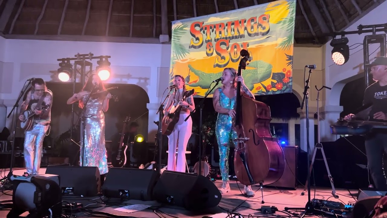 “The River Jordan” - Lindsay Lou - December 13, 2025 - Strings & Sol - Mexico 