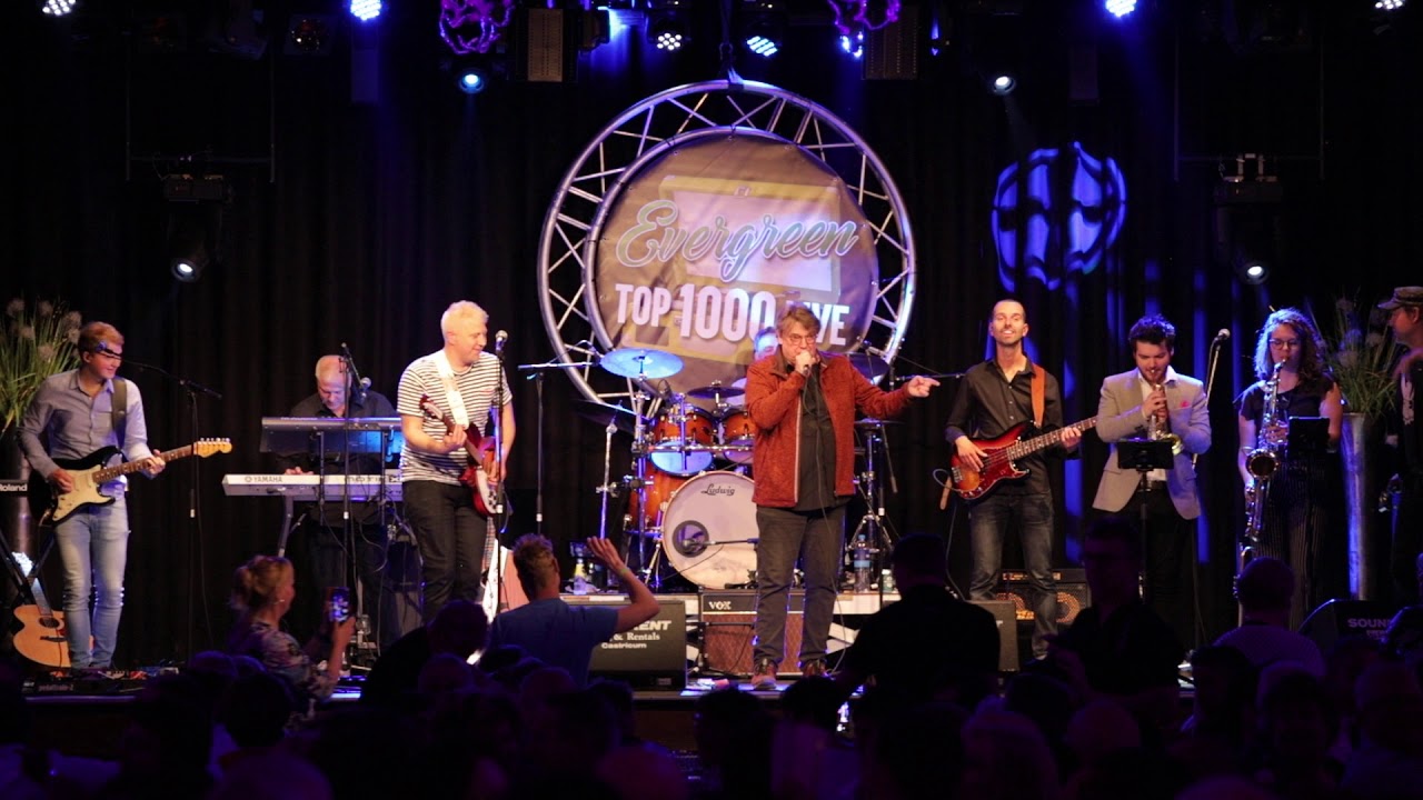 Sinterklaas (Wie kent hem niet ?)  Henk Westbroek & Bolistic Smoke (Evergreen Top 1000) @Volendam