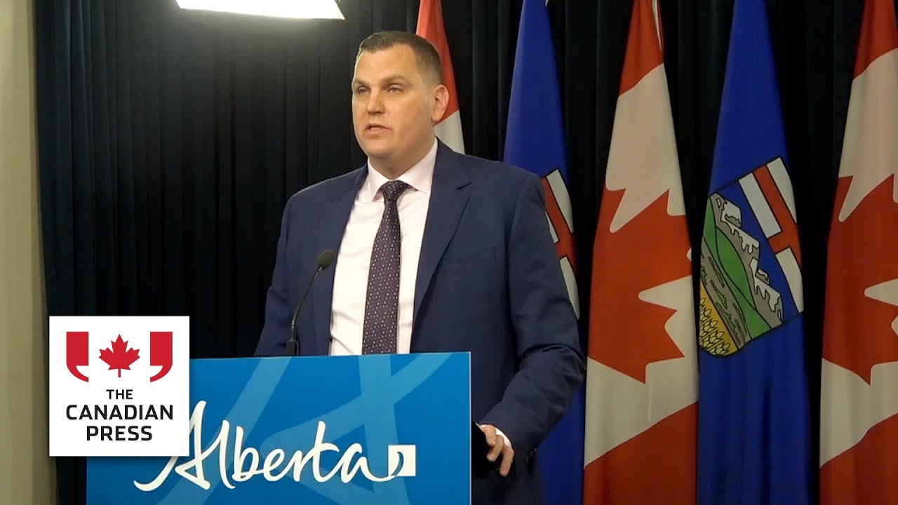 Alberta to legislate on immigration, create major projects office