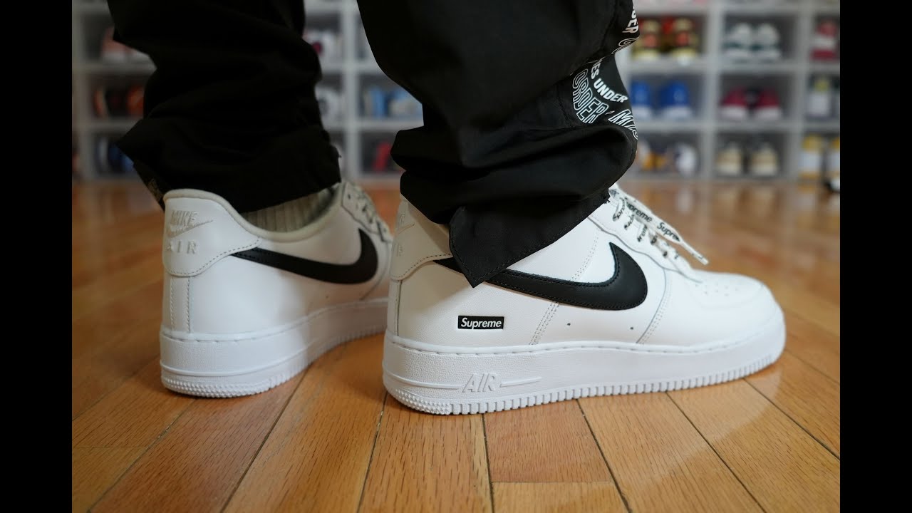 ОБЗОР КРОССОВОК NIKE AIR FORCE 1 LOW SUPREME «WHITE & BLACK» И НА НОГАХ!