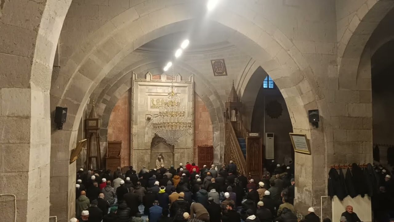27 Aralık Zikir Programı Kayseri Cami Kebir Gençlik Kolları  kanalı canlı yayında