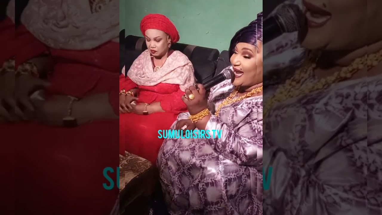 KANDIA KOUYATÉ ET ADJA KOUYATÉ  FASSA DE MATHY DOLLARS 