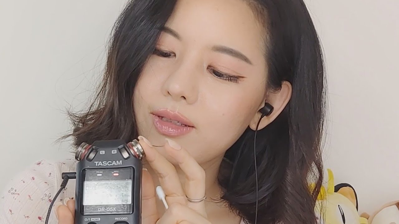 耳そうじ くるくるささやき ASMR Whispering in the ear cleaning tingle 속삭임 귀청소 뿌뿌^^