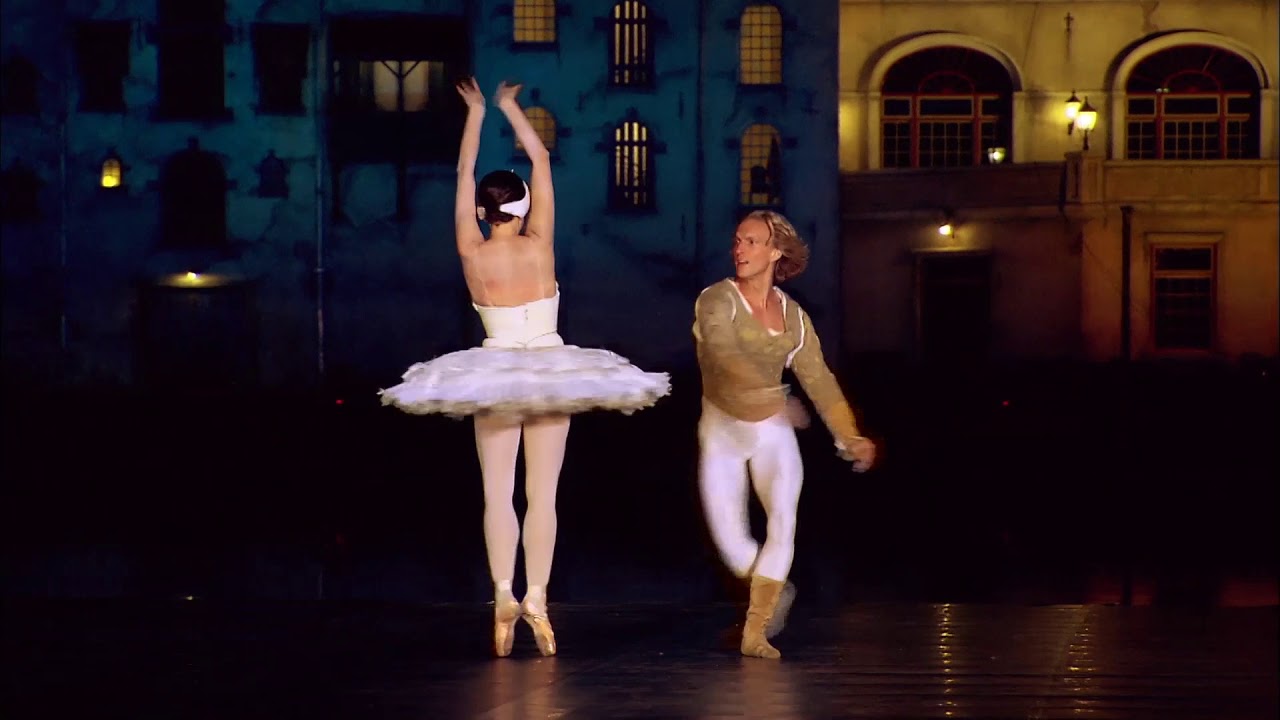 Moderato (From Swanlake) - Andr&eacute; Rieu