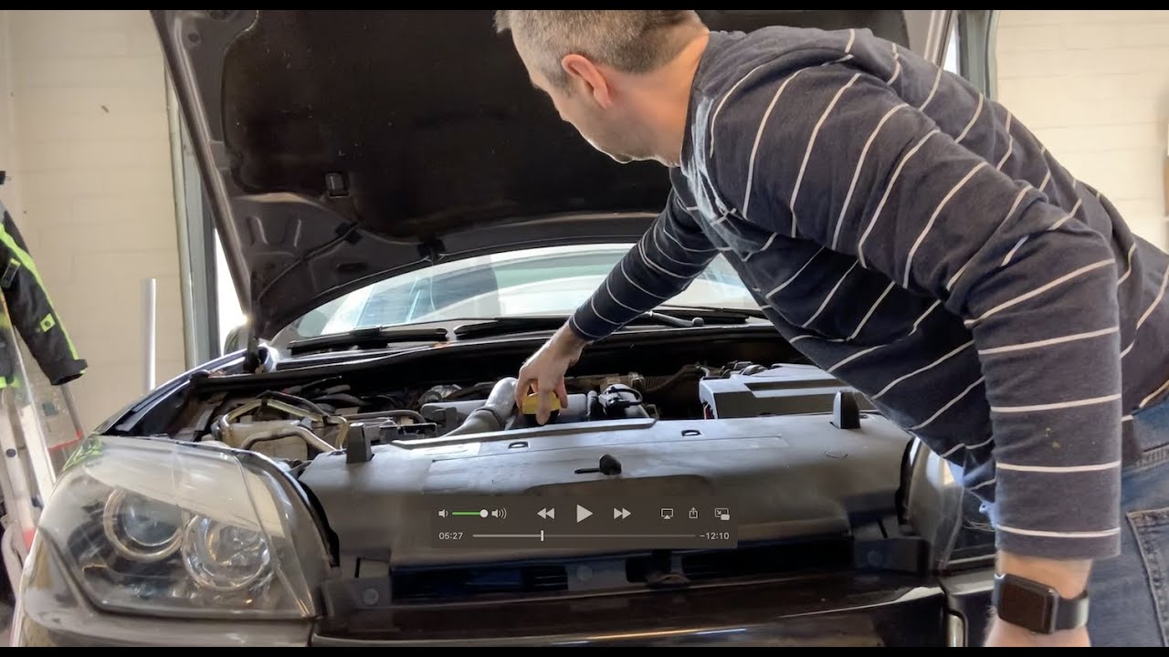 2012 Renault Laguna 1.5dci Oil Change