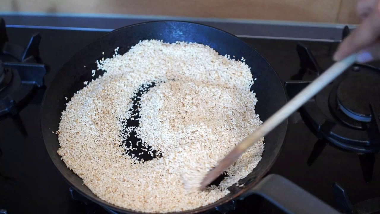 Wie Sesam rösten? Sesam in der Pfanne