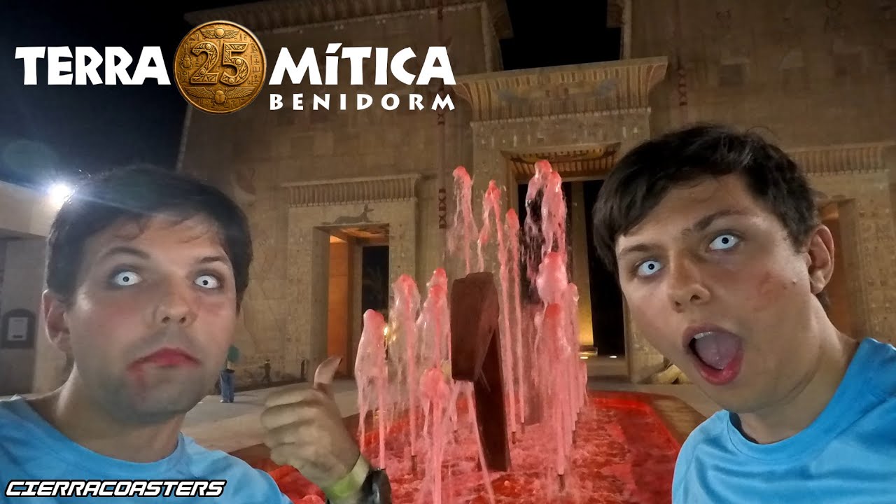 El MEJOR HALLOWEEN del AÑO - Terra Mitica | Cierra Coasters