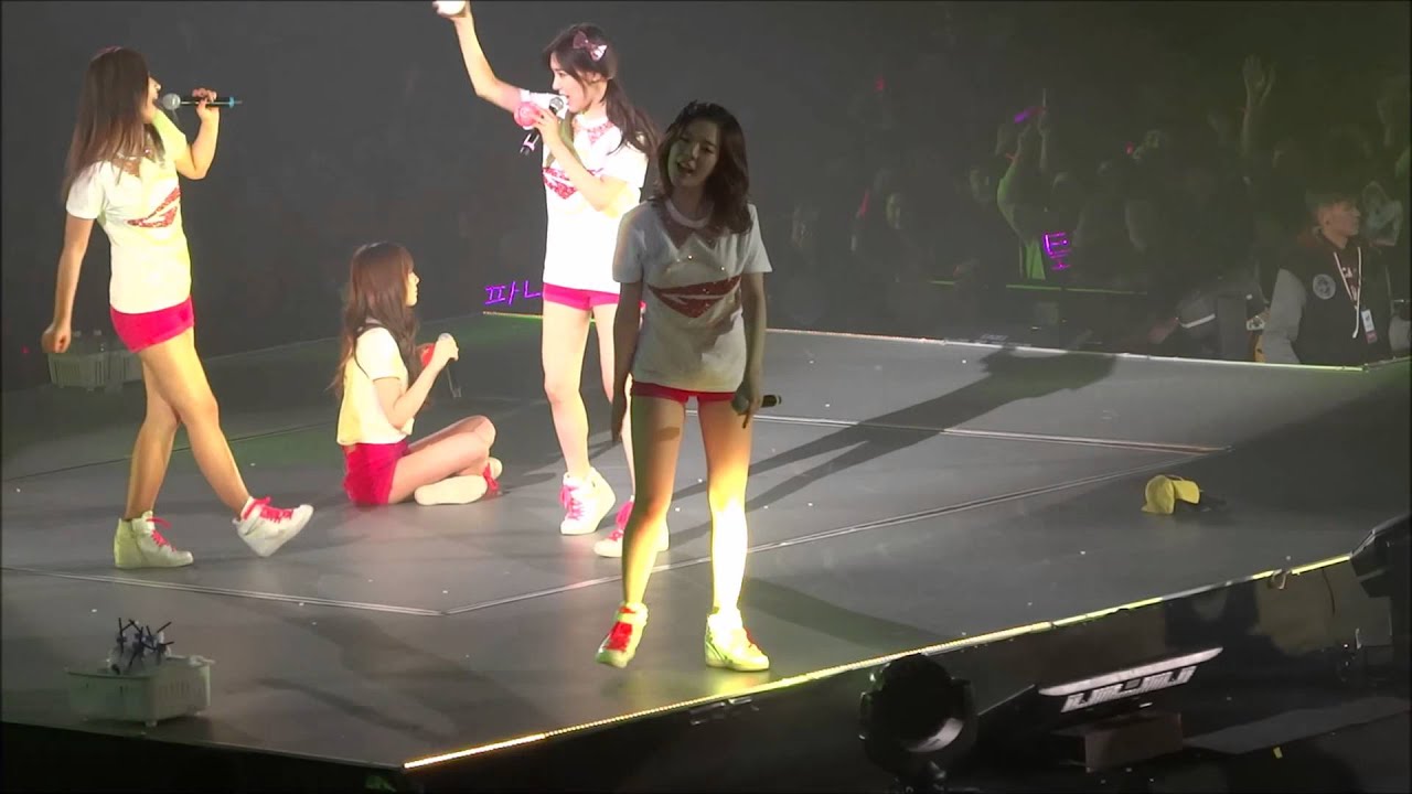 140215 SNSD 少女時代 Girls & Peace Tour in Macau Twinkle