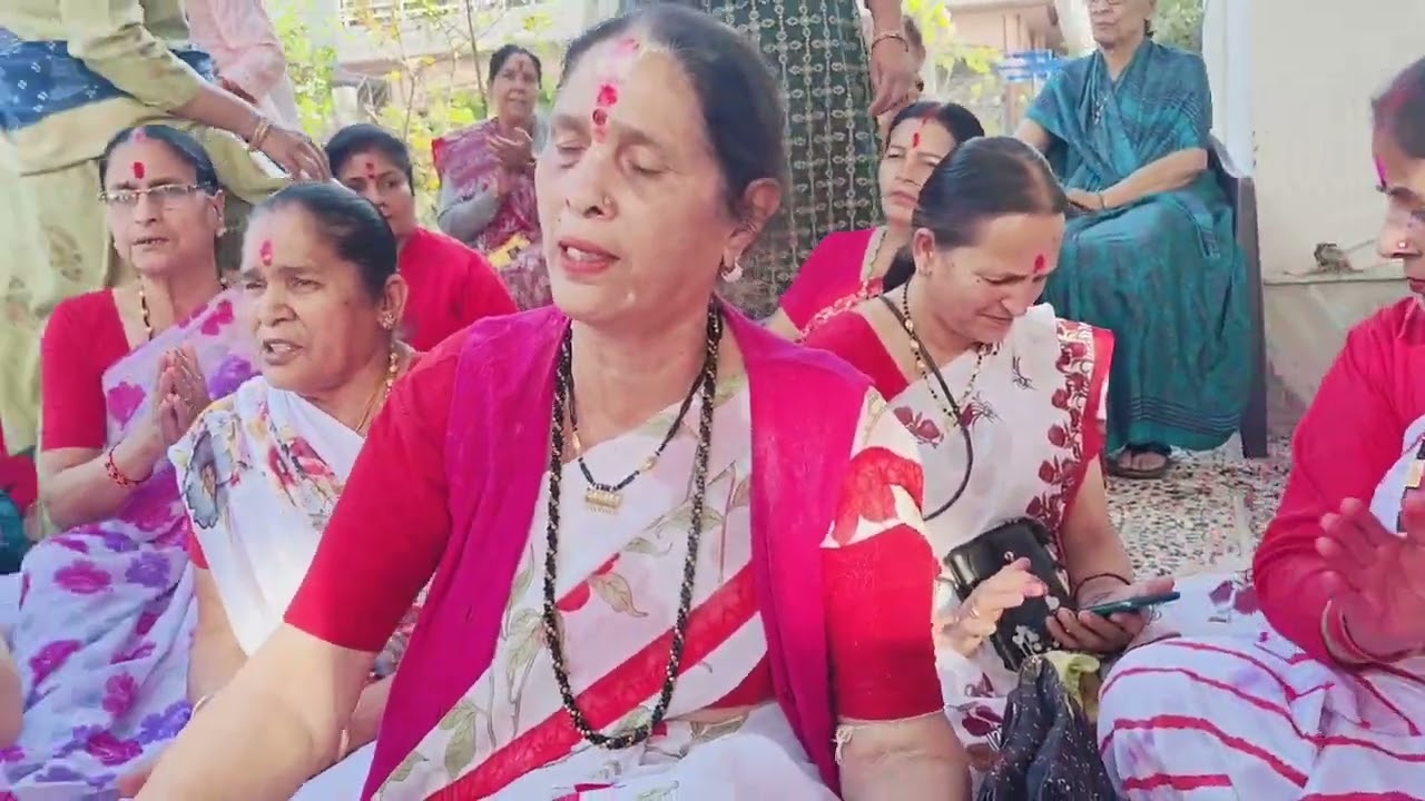 कान्हा जो खेलें ऐसी निराली फाग(with lirics)विद् लिरिक्स