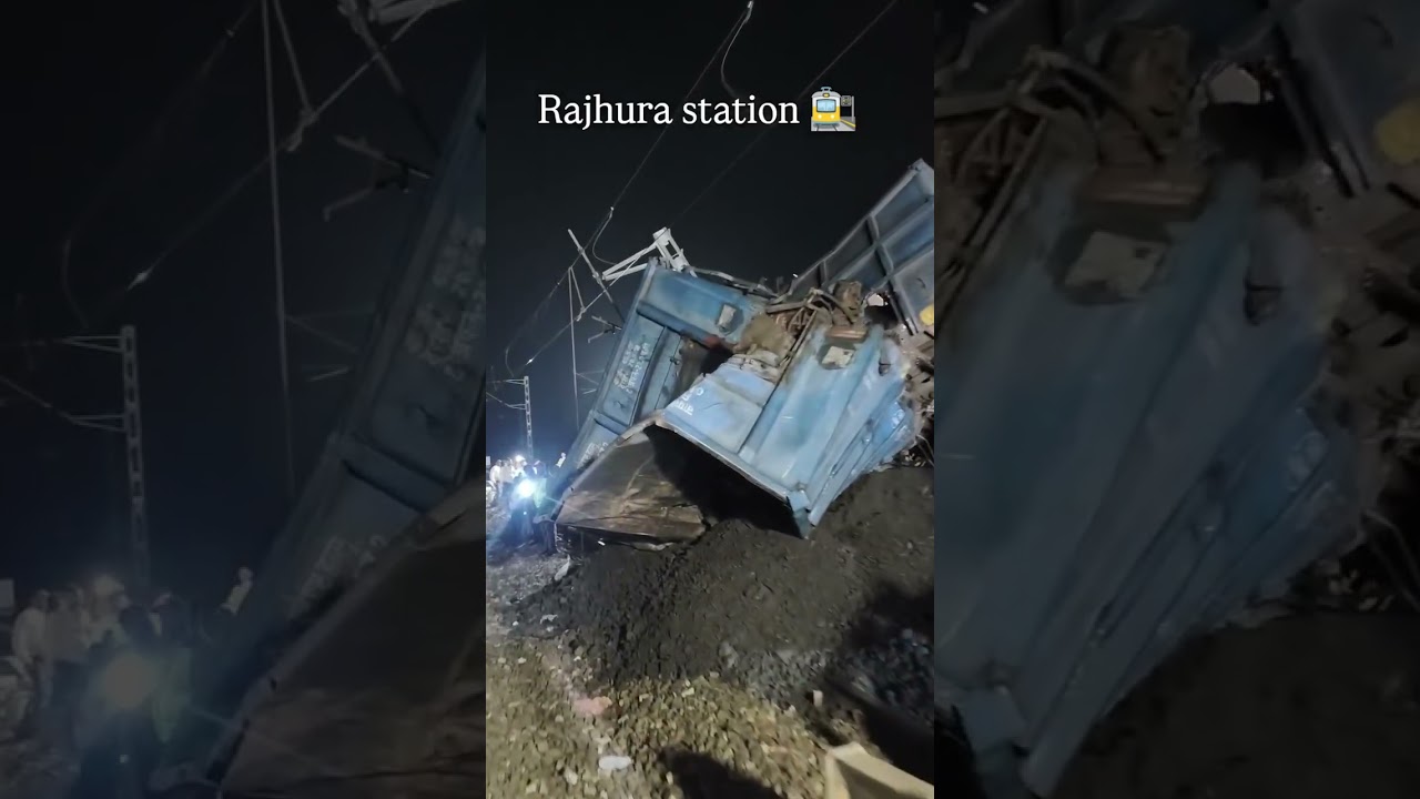 #train #viral #viral #railway #indianrailways #india #accident #night #dangerous #emergency #fyp