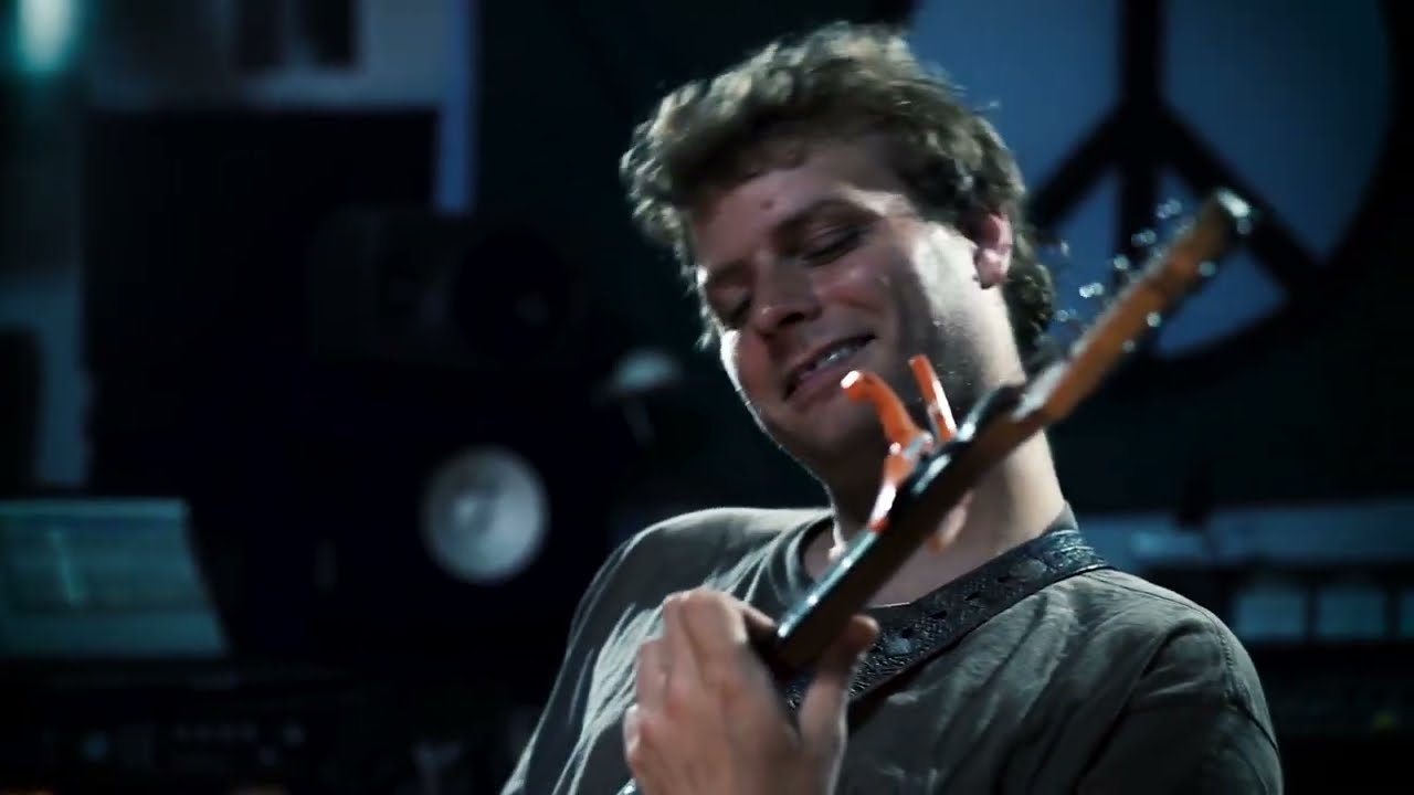 Mac Demarco - Me and Jon Hanging On (All Known Live Recordings)