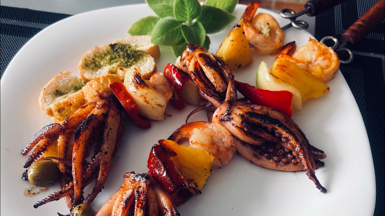 PINCHOS DE CALAMAR CON LANGOSTINO