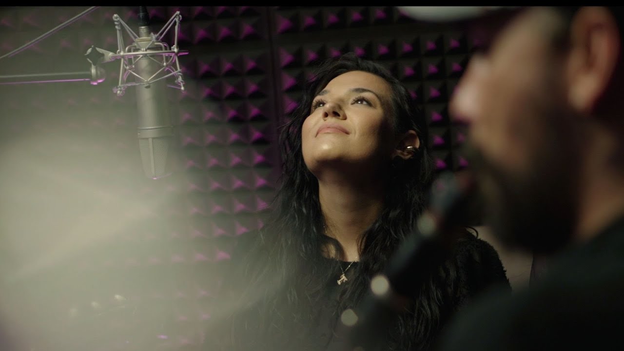 Tuğ&ccedil;e Kandemir - Sonbahar (AkusTK)