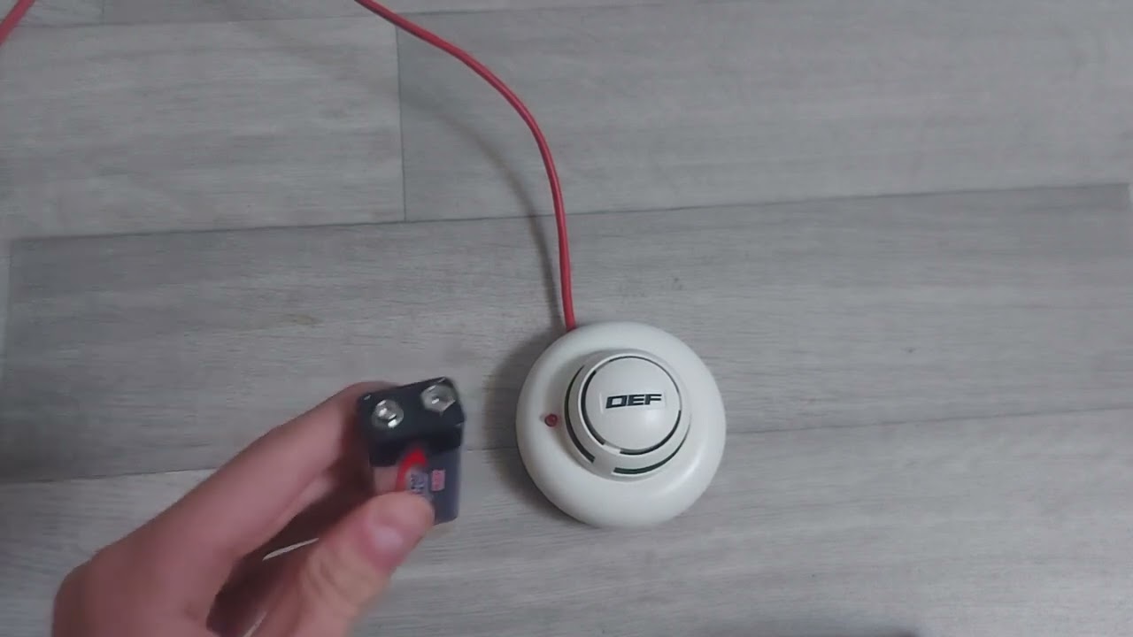 Présentation et test d'un détecteur de fumée DEF.