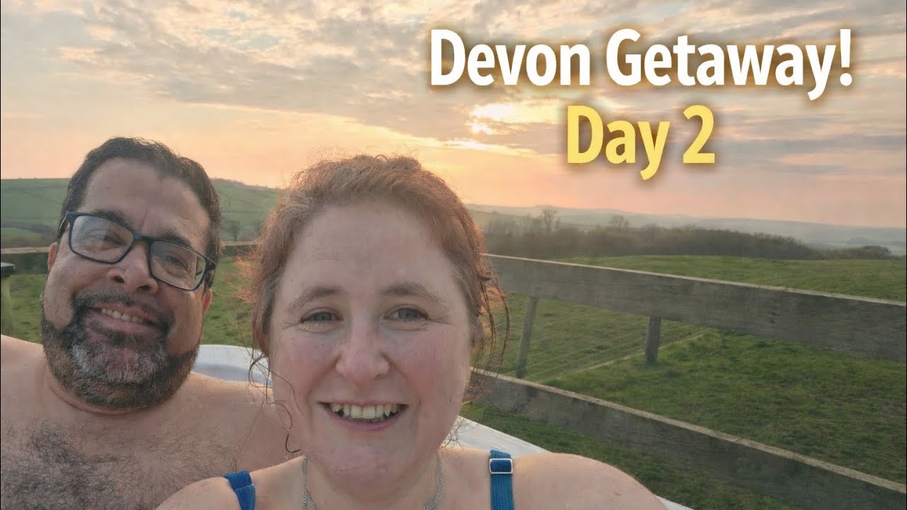 Devon Glamping Getaway – Day 2 | Bideford, Pannier Market, Burton Museum & Another Hot Tub Evening
