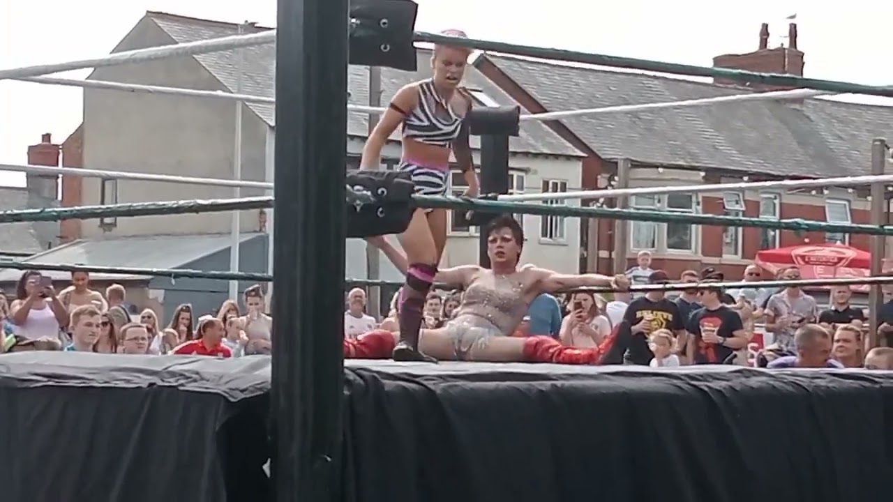 PCW in Blackpool - Harley Hudson v Pricilla