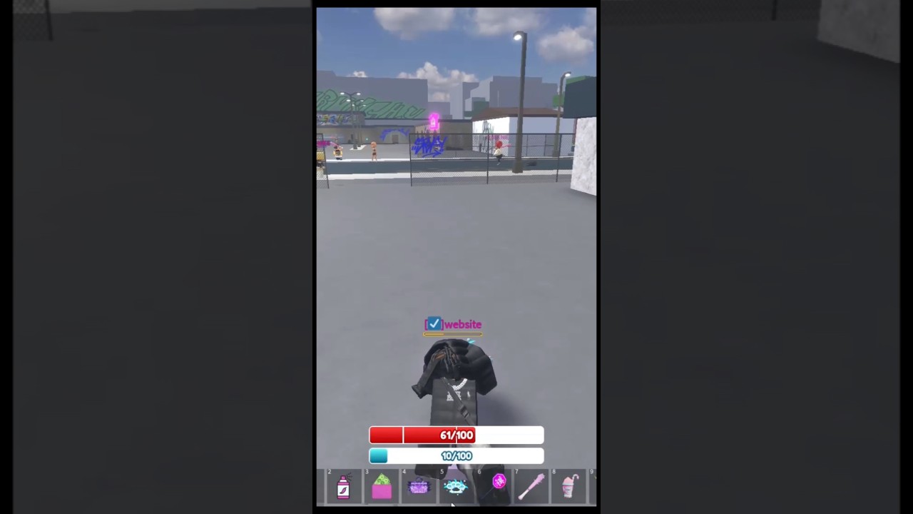 raiding content creators while being invisible in baddies #robloxbaddie #dahood #roblox #baddie