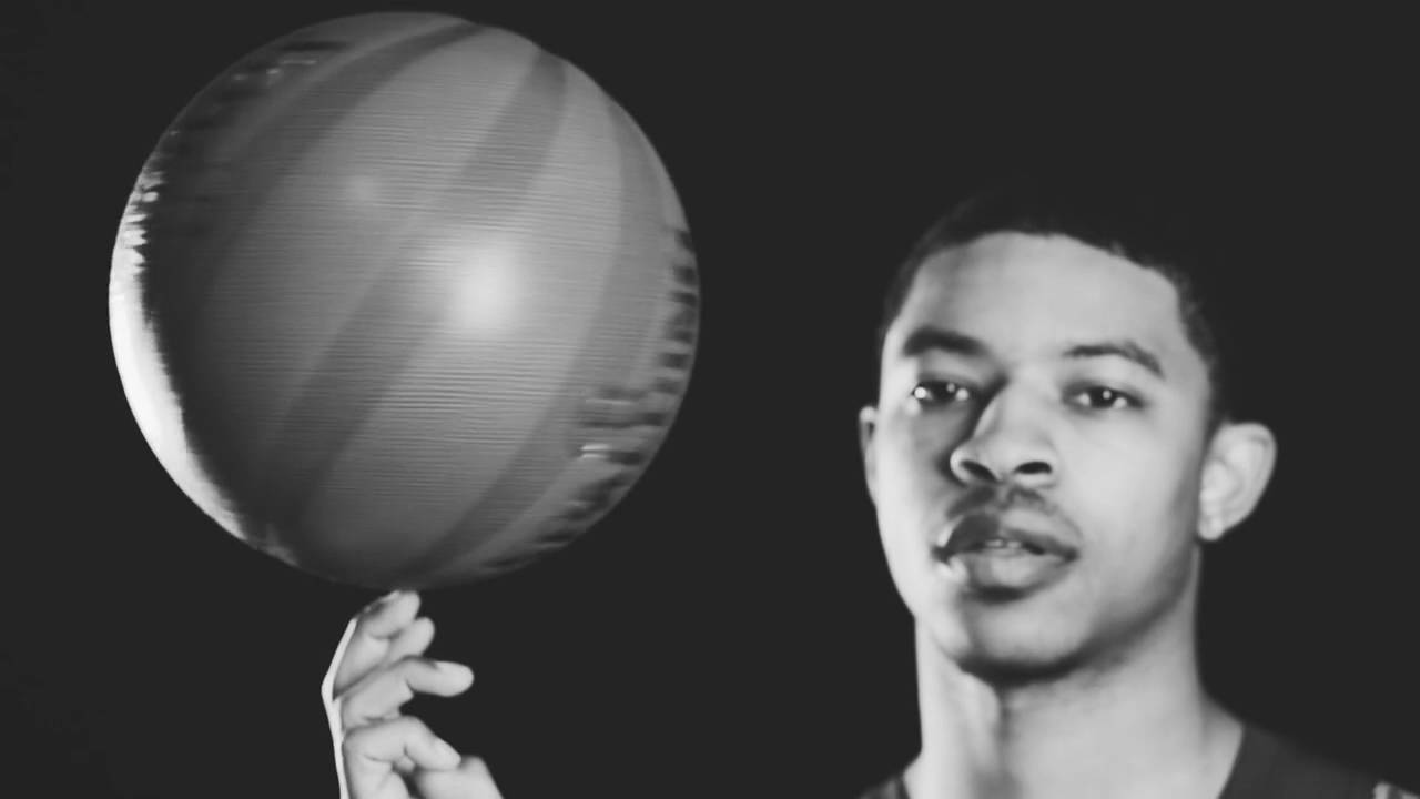 Tyler Ulis - SLAM x Spalding 