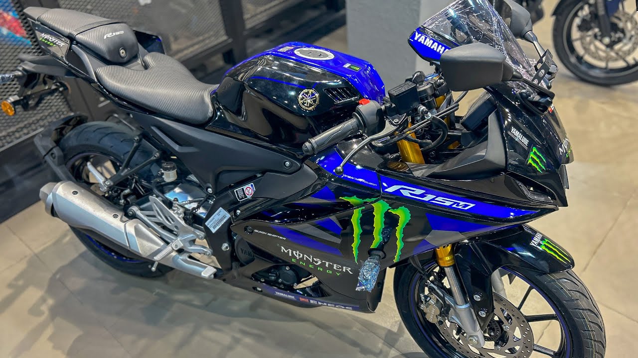 2024 Yamaha R15M Monster Edition Review - Most Advance 150cc Bike in India!