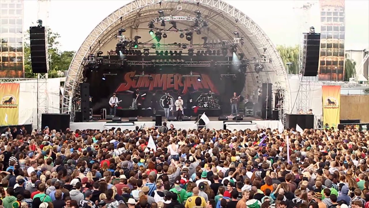Irie R&eacute;volt&eacute;s - Travailler Summerjam (Official Video)