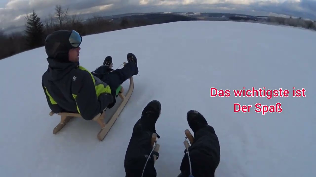 Rodeln auf der Wasserkuppe in Hessen