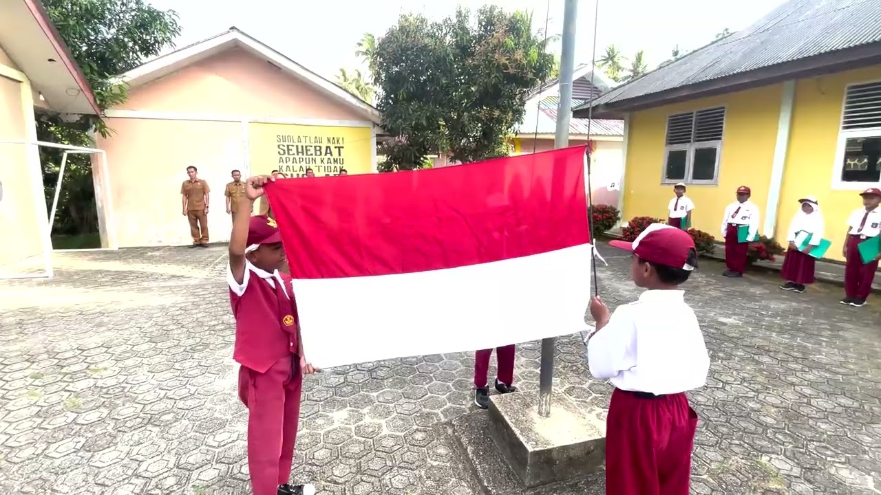 SDN 003 MAMPOK UPACARA BENDERA