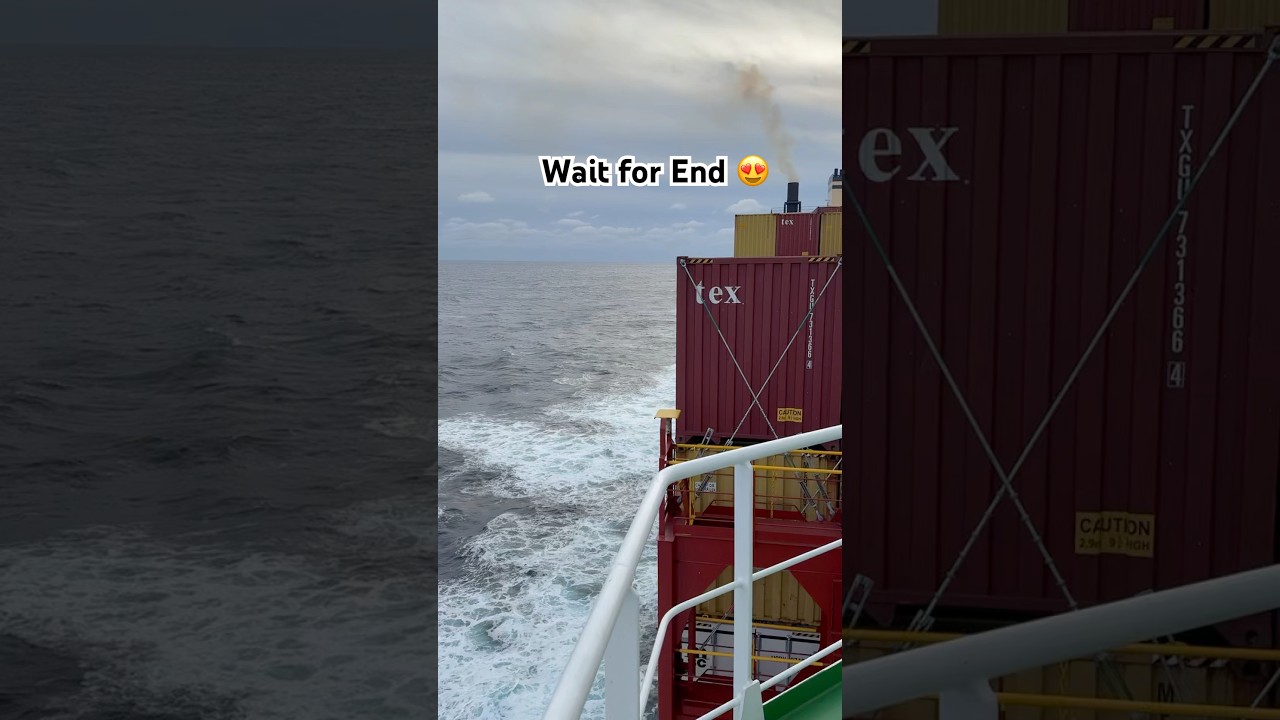 Listen ocean 🌊 voice 😍⛴️🗿