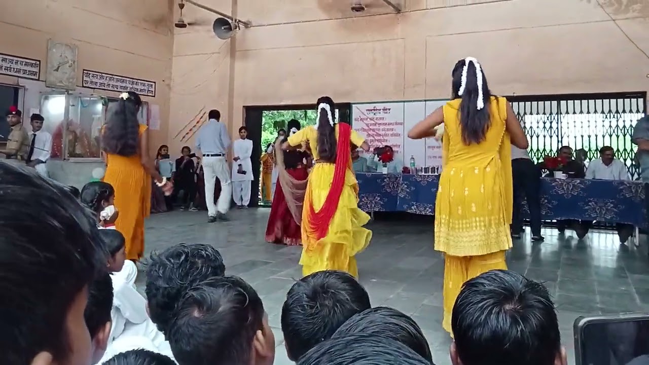 shasakiy gyanoday vidyalay Rewa sambhag Rewa Aaj gali gali Avadh sajaen hai Ram aaenge