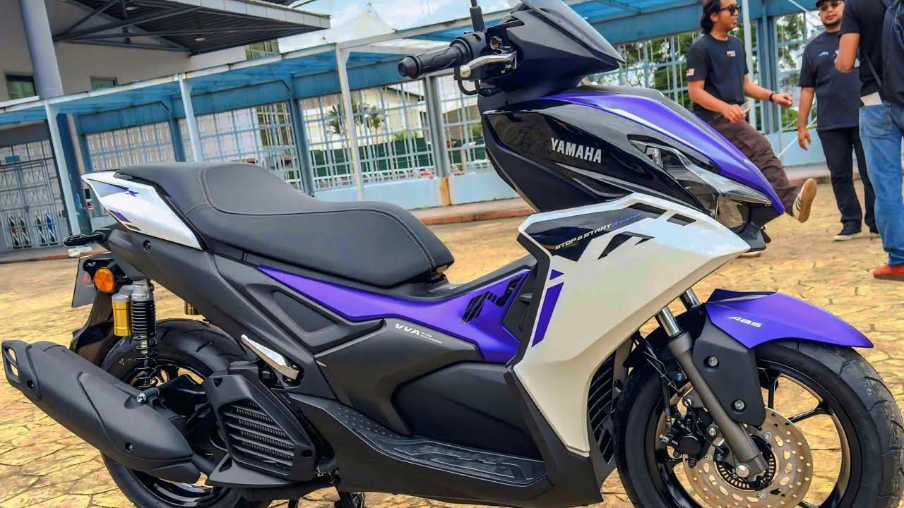 НОВЫЙ ФИОЛЕТОВЫЙ СКУТЕР YAMAHA - AEROX 155 / NVX 155 TURBO, ОБЗОР